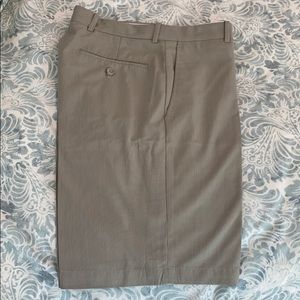 Men’s golf shorts size 30 Khaki white pin stripe